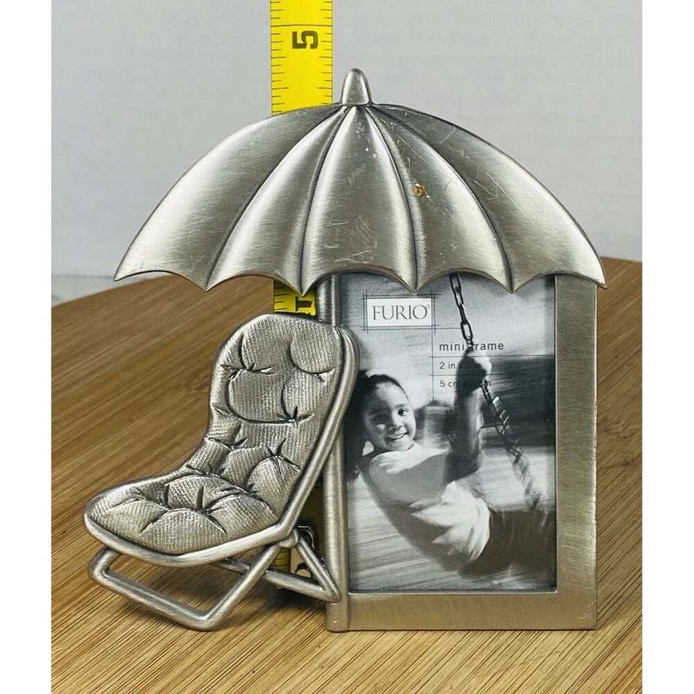 Elsa Inc.L Silver Tone Umbrella & Sunbed Photo Frame 2”x3” Pic NEW